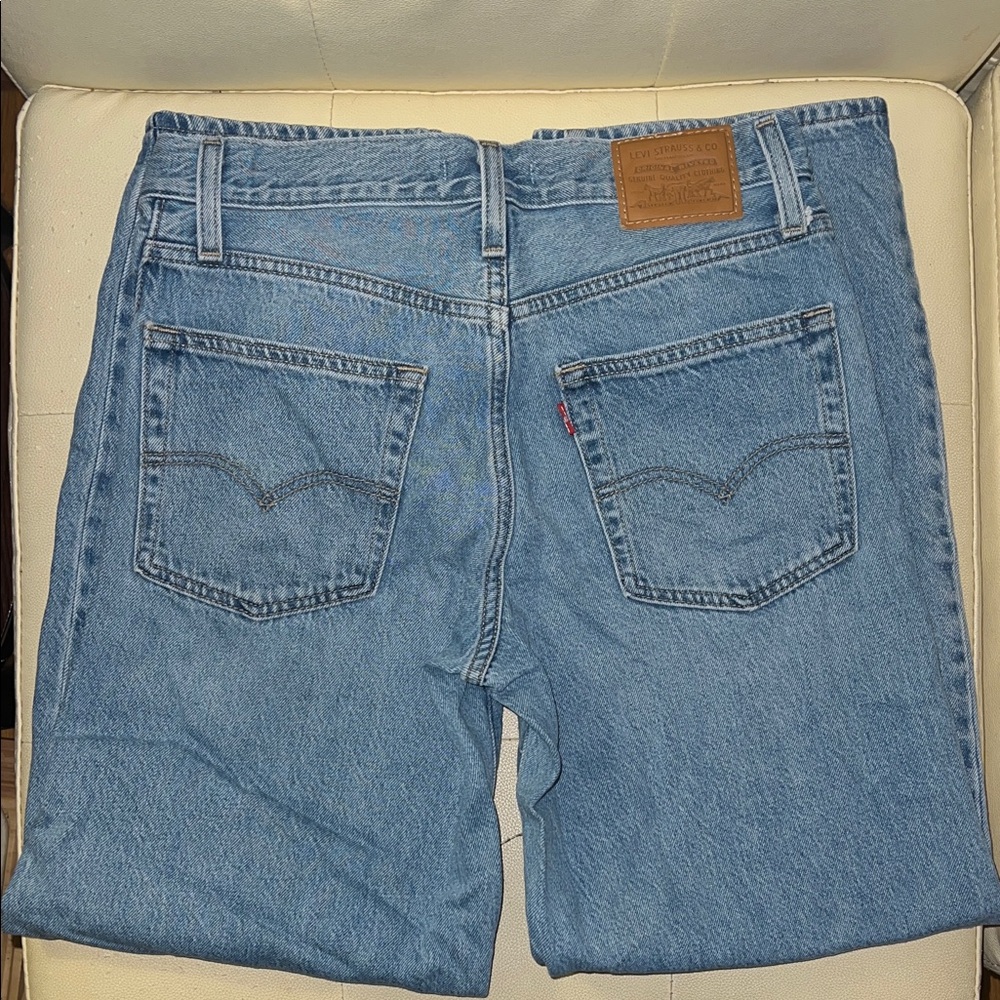 Levi's Light Blue Baggy Jeans (Baggy Dad)